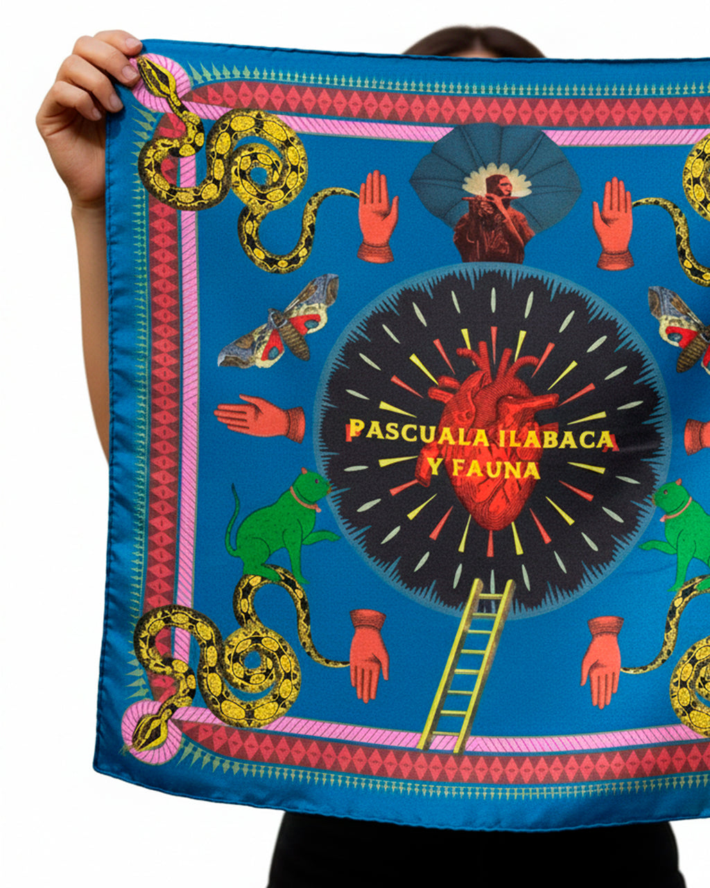 Pañuelo "Pascuala Ilabaca y Fauna"